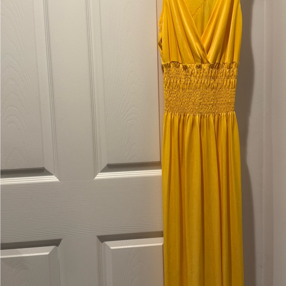 Elegant Yellow Maxi Dress